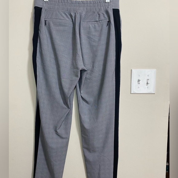 Athleta Brooklyn Ankle Pants Women 8T Black Plaid Work Comfort Stretch Waist - Picture 3 of 15